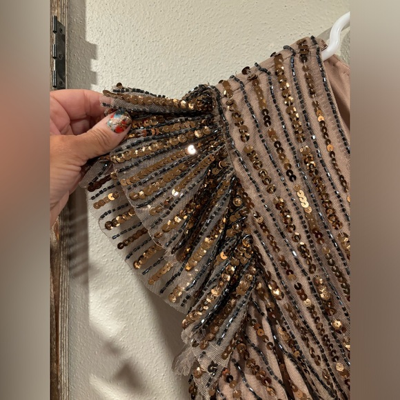 Mac Duggal 5502 Copper Sequined Wrap Over Flutter Cap Sleeve Gown Sz 12 $698 - Picture 11 of 12